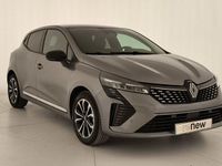 Usado Renault Clio V Techno 145 CV (106 kW) 2025 Gris Berlina