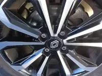 Usado Renault Clio Techno 100 CV (73 kW) 2025 Gris Utilitario