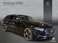 Usado Mercedes E300 313 CV (230 kW) 2025 Negro obsidiana Familiar