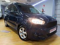 Usado Ford Tourneo Courier Ambiente 100 CV (73 kW) 2015 Azul Monovolumen