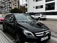 Usado Mercedes B180 109 CV (80 kW) 2014 Negro Monovolumen