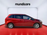 Usado Ford C-MAX Trend+ 126 CV (92 kW) 2015 Rojo Monovolumen