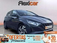 Usado Hyundai i20 84 CV (61 kW) 2024 Gris Utilitario