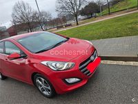 Usado Hyundai i30 GO! 110 CV (80 kW) 2016 Rojo Berlina