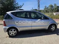 Usado Mercedes A170 Elegance 95 CV (69 kW) 2002 Gris / plata Monovolumen