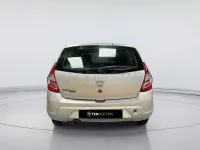 Usado Dacia Sandero Ambiance 75 CV (55 kW) 2010 Gris / plata Berlina