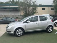 Usado Opel Corsa 95 HP (69 kW) 2010 Cinzento Citadino