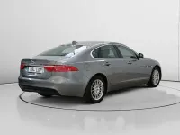 Usado Jaguar XF Pure 163 CV (119 kW) 2020 Gris / plata Berlina