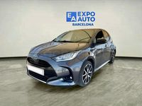 Usado Toyota Yaris Hybrid Plus 116 CV (85 kW) 2021 Gris / plata Berlina