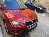 Usado Seat Arona Style 95 CV (69 kW) 2020 Granate SUV