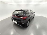 Usado Hyundai i20 100 CV (73 kW) 2024 Gris / plata Berlina