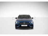Usado Mercedes A200 AMG line 150 CV (110 kW) 2025 Spektral blue  metallic paint Berlina