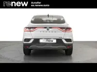 Usado Renault Arkana Zen 145 CV (106 kW) 2021 Blanco SUV