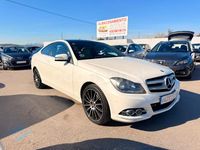 Usado Mercedes C220 170 CV (125 kW) 2014 Blanco Coupe