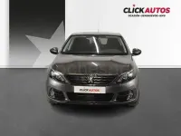 Usado Peugeot 308 Allure 130 CV (95 kW) 2021 Gris / plata Berlina