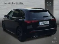 Usado Mercedes B200 150 CV (110 kW) 2024 Negro Utilitario