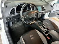 Usado Seat Leon Style 130 CV (95 kW) 2019 Blanco Berlina