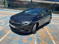 Usado Opel Astra Dynamic 110 CV (80 kW) 2016 Negro Berlina