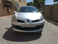 Usado Renault Clio 75 CV (55 kW) 2007 Gris Utilitario