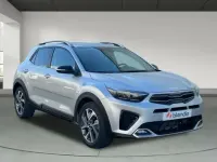 Käytetty Kia Stonic GT-Line 100 HP (73 kW) 2024 Hopea Katumaasturi