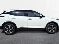 Usado Nissan Qashqai N-Connecta 158 CV (116 kW) 2022 Sapporo white (sólido) SUV