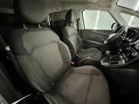 Usado Renault Scénic LIMITED 120 CV (88 kW) 2021 Blanco Monovolumen