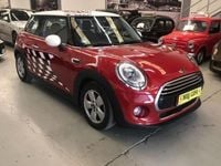 Usado Mini Cooper 136 CV (100 kW) 2015 Rojo Utilitario