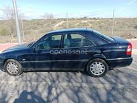 Usado Mercedes C250 Elegance 150 CV (110 kW) 1998 Negro Berlina