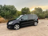Usado VW Touran Sport 140 CV (102 kW) 2013 Negro Monovolumen