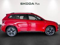 Usado Skoda Karoq SportLine 150 CV (110 kW) 2025 Rojo SUV