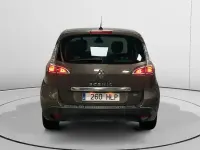 Käytetty Renault Scénic III Dynamique 130 HP (95 kW) 2012 Ruskea Tila-auto
