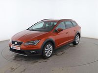Usado Seat Leon 4Drive 150 CV (110 kW) 2019 Naranja Familiar
