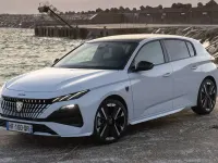 Usado Peugeot 308 SW Allure 120 CV (88 kW) 2017 Blanco Familiar