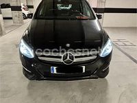 Usado Mercedes B180 Urban 109 CV (80 kW) 2016 Negro Monovolumen
