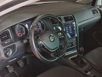 Usado VW Golf VII Advance 115 CV (84 kW) 2019 Blanco Familiar