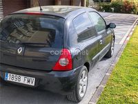 Usado Renault Clio II Authentique 75 CV (55 kW) 2007 Negro Berlina