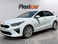 Usado Kia Ceed 115 CV (84 kW) 2019 Blanco Utilitario