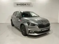 Usado Skoda Fabia Selection 95 CV (69 kW) 2025 Gris / plata Utilitario