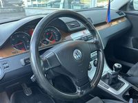 Usado VW Passat Highline 140 CV (102 kW) 2007 Negro Berlina