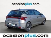 Usado Hyundai i20 100 CV (73 kW) 2021 Gris Utilitario