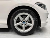 Usado BMW 116 Comfort Edition 116 HP (85 kW) 2017 Branco Citadino