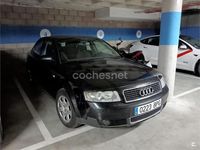 Usado Audi A4 150 CV (110 kW) 2001 Negro Berlina