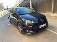 Usado Toyota Yaris Hybrid Active 116 CV (85 kW) 2025 Negro