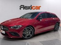 Usado Mercedes CLA200 Shooting Brake 150 CV (110 kW) 2021 Rojo Familiar