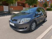 Usado Toyota Auris 97 CV (71 kW) 2008 Gris / plata Utilitario