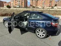 Usado Mercedes C220 143 CV (105 kW) 2004 Azul Berlina