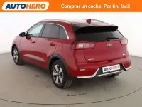 Usado Kia Niro 141 CV (103 kW) 2018 Rojo SUV