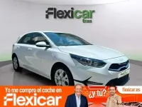 Usado Kia Ceed 136 CV (100 kW) 2023 Blanco Utilitario
