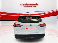 Käytetty Nissan Qashqai Acenta 140 HP (102 kW) 2022 Valkoinen Katumaasturi
