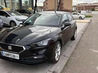 Usado Seat Leon Style 116 CV (85 kW) 2025 Negro Utilitario